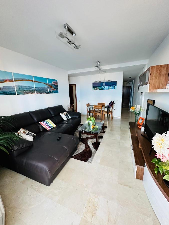 Elena Is A Comfortable And Well Located Flat 라스팔마스 외부 사진